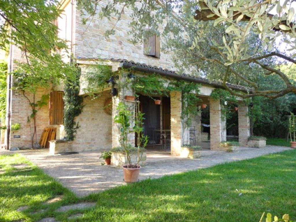 marchetravelling-strutture-interno-la-casa-delle-rondini-rif-san-paolo-di-jesi-00