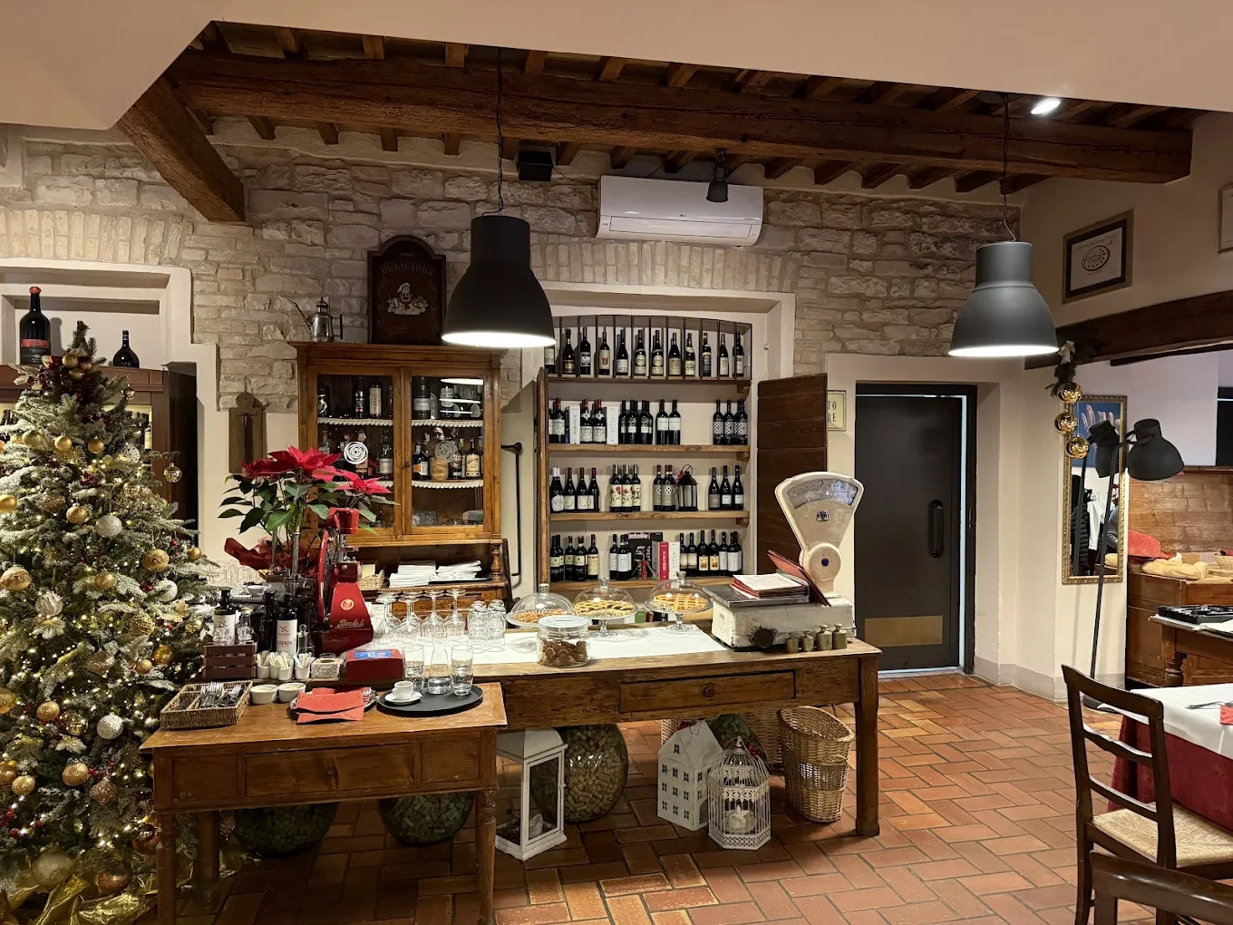 marchetravelling-strutture-interno-cascina-delle-rose-santippolito-06