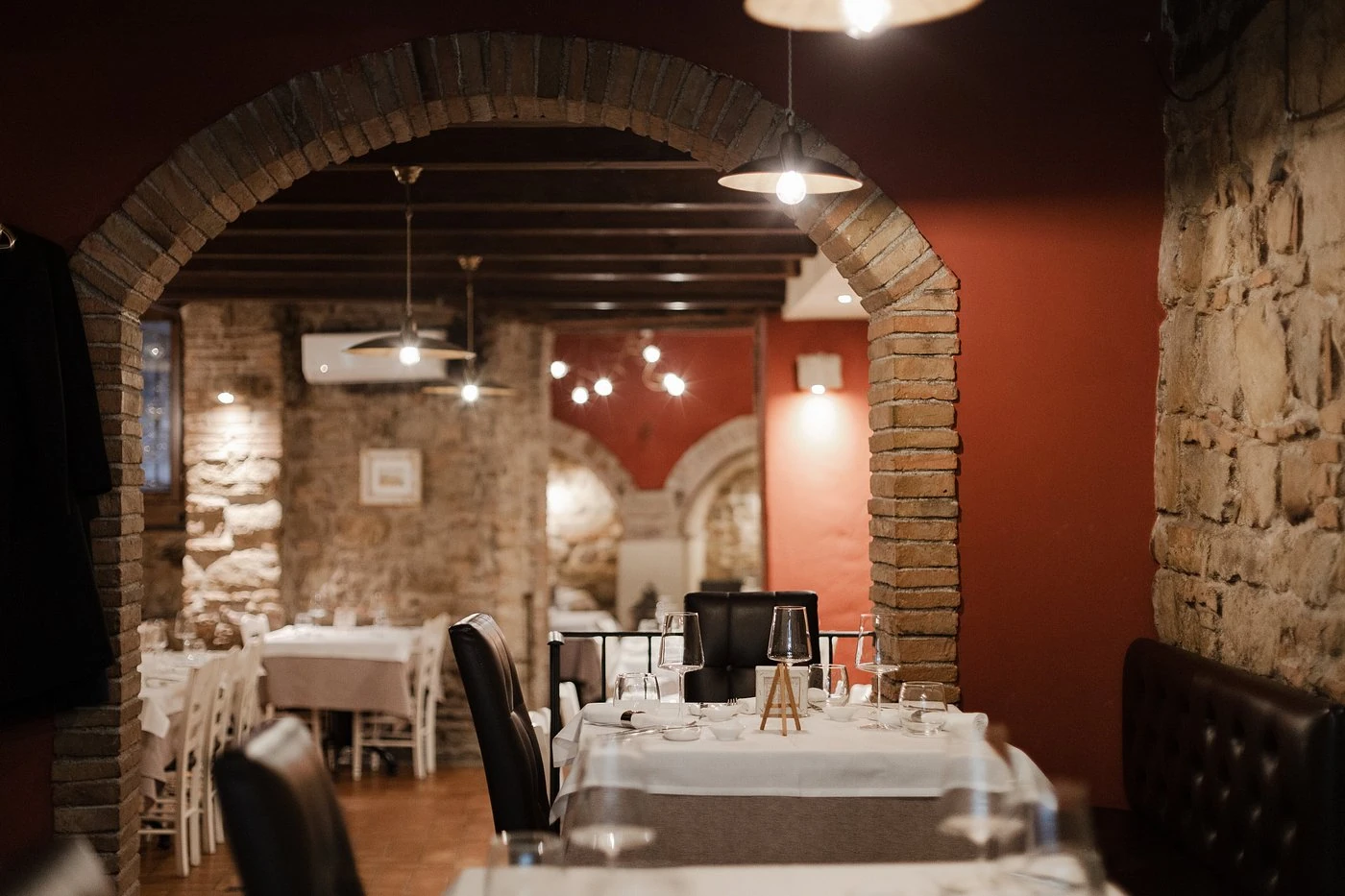 marchetravelling-strutture-interno-osteria-del-borgo-castelraimondo-02