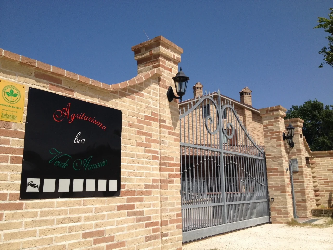 marchetravelling-strutture-interno-agriturismo-bio-verde-montemarciano-02