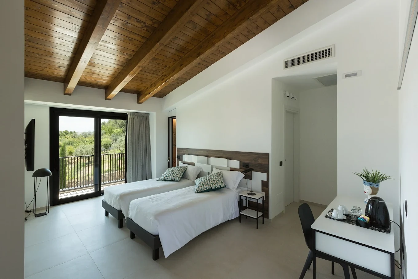 marchetravelling-strutture-interno-radici-luxury-bb-08